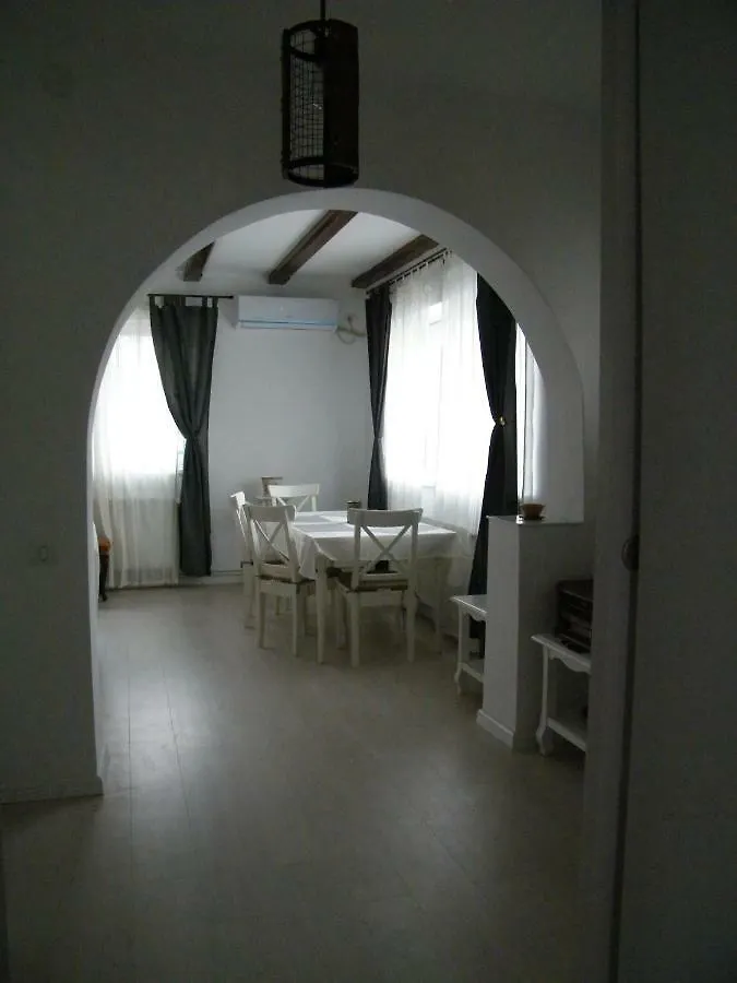 Iarca Cottage Bucharest