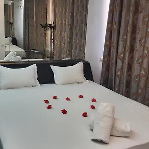 Ground Floor Mega Mall National Arena Monza Bucureşti